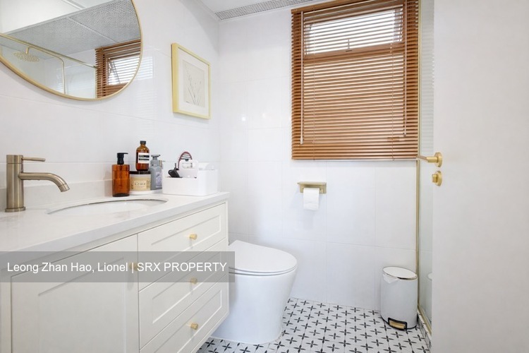 Blk 228B Ang Mo Kio Court (Ang Mo Kio), HDB 5 Rooms #558314091